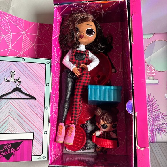 L.O.L. Surprise OMG Winter Chill Camp  Doll & Sister Babe in the Woods - EUC - Picture 2 of 11